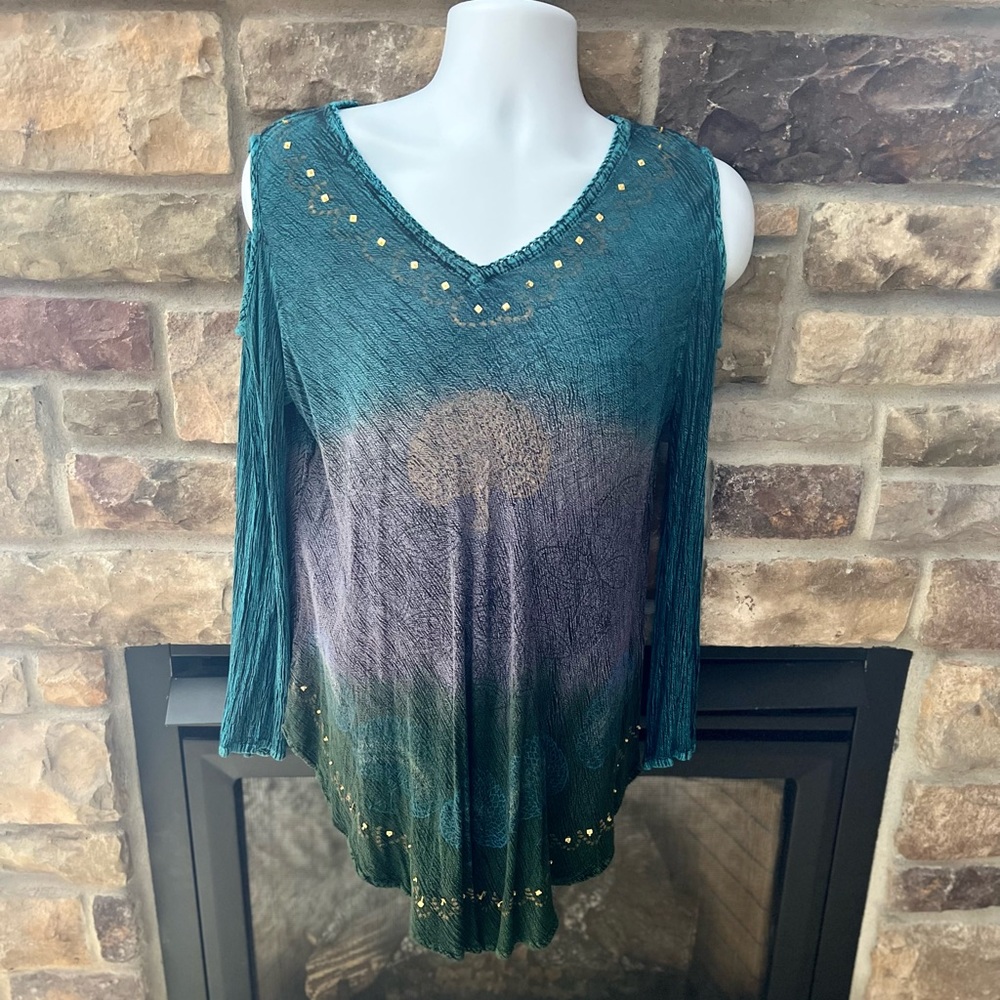 Greater Good Tunic top.